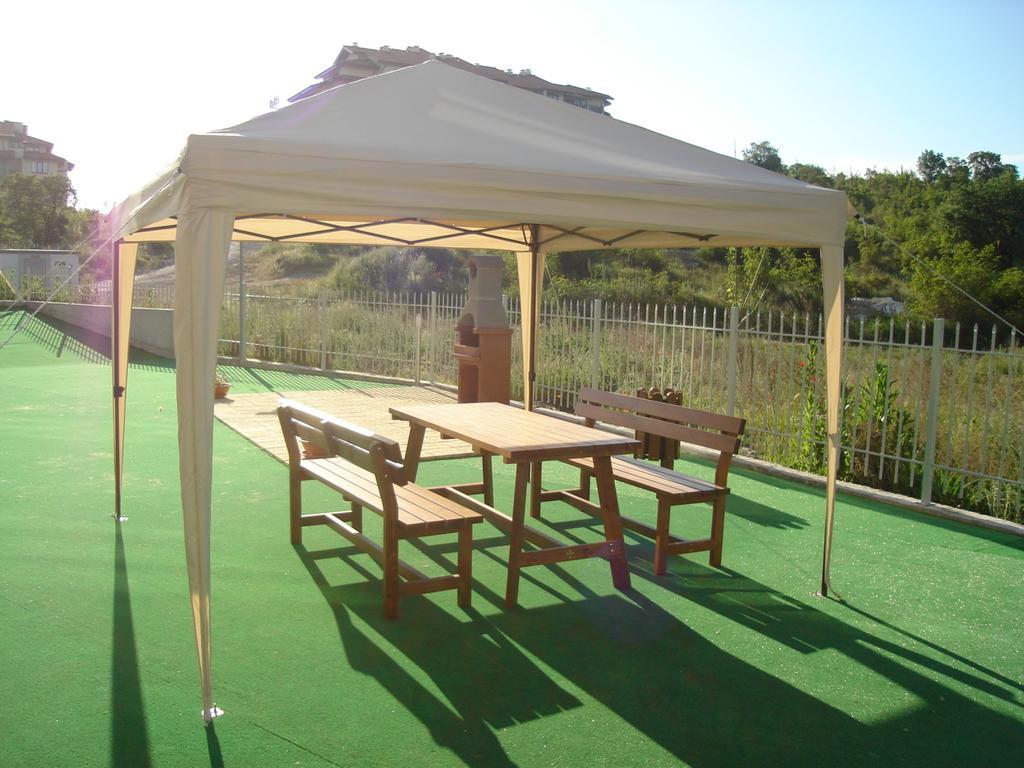 Menada Butterfly Apartment Sveti Vlas Εξωτερικό φωτογραφία