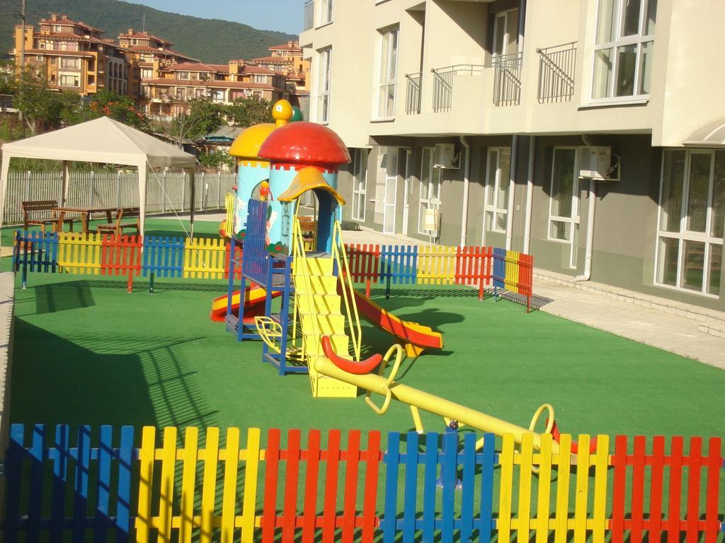 Menada Butterfly Apartment Sveti Vlas Εξωτερικό φωτογραφία