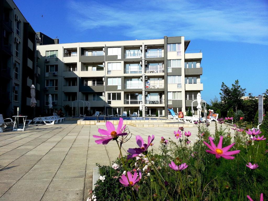 Menada Butterfly Apartment Sveti Vlas Εξωτερικό φωτογραφία