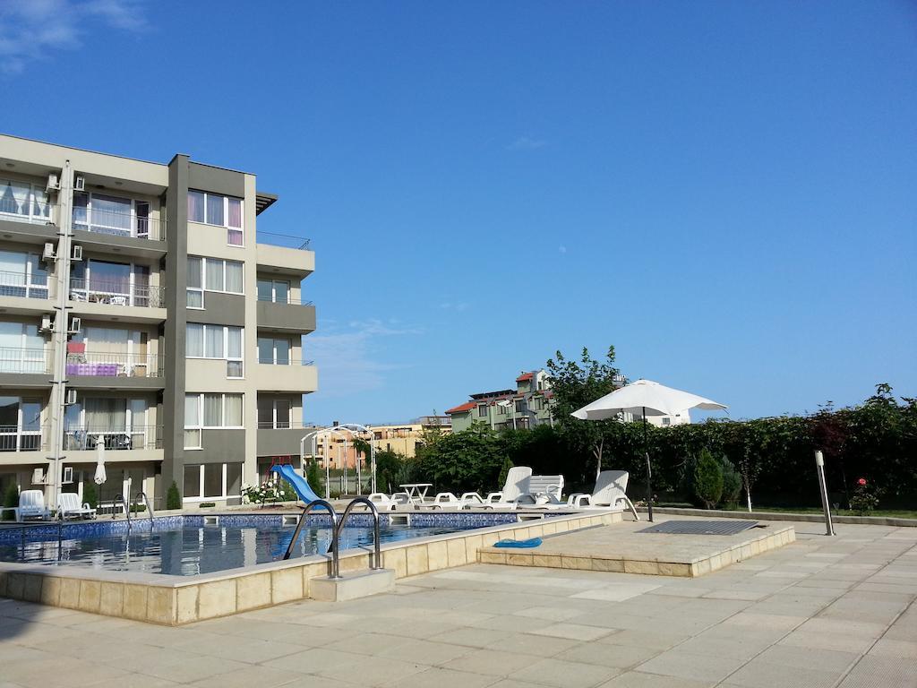 Menada Butterfly Apartment Sveti Vlas Εξωτερικό φωτογραφία
