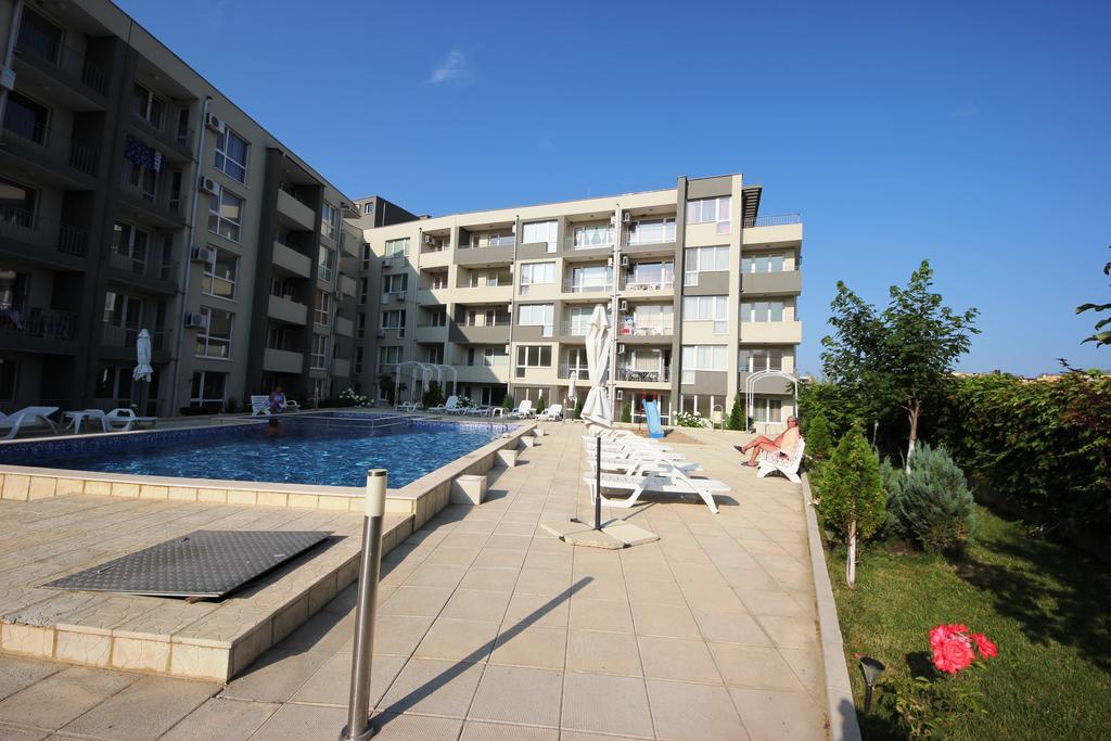 Menada Butterfly Apartment Sveti Vlas Εξωτερικό φωτογραφία