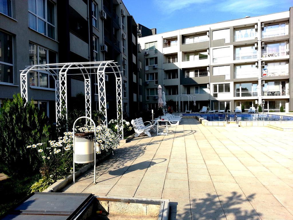 Menada Butterfly Apartment Sveti Vlas Εξωτερικό φωτογραφία