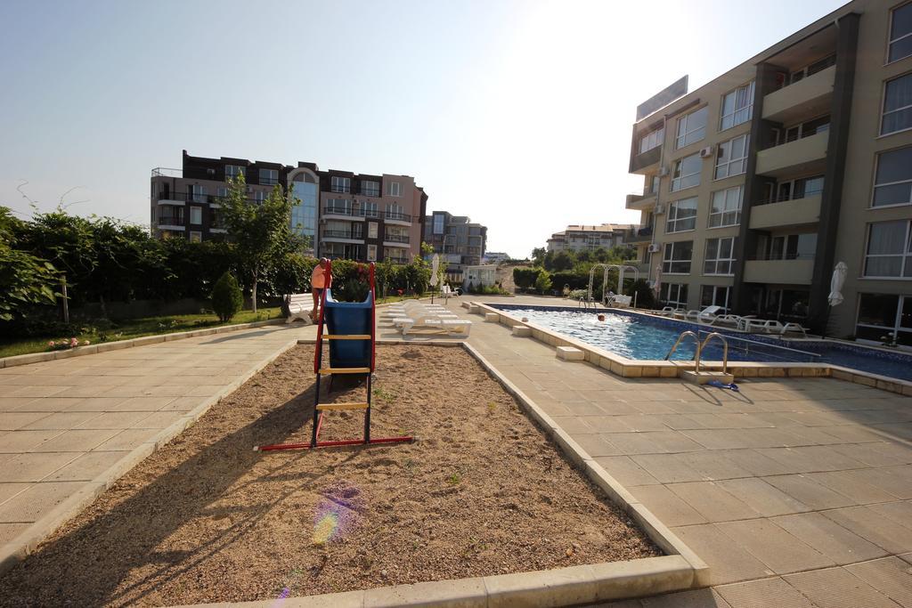 Menada Butterfly Apartment Sveti Vlas Εξωτερικό φωτογραφία