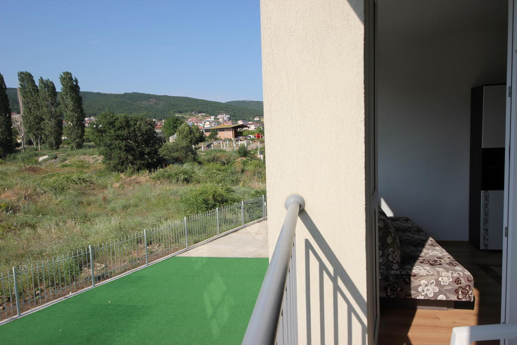 Menada Butterfly Apartment Sveti Vlas Εξωτερικό φωτογραφία